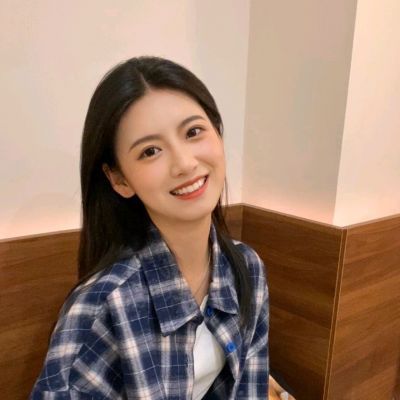 精选绿色唯美且高级质感的头像(36张)