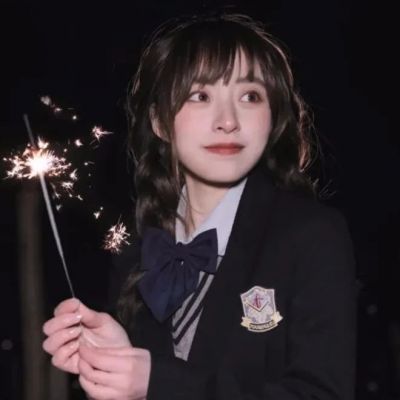 氛围感高级小众的女生头像(16张)